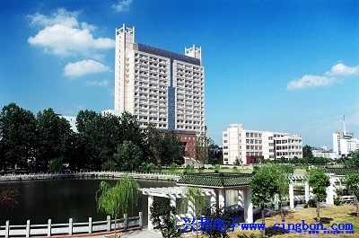 武漢理工大學(xué)馬房山分校IC卡水控管理系統(tǒng)。